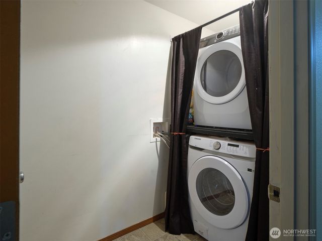 16935 Kalmia Court SE, Yelm, WA 98597