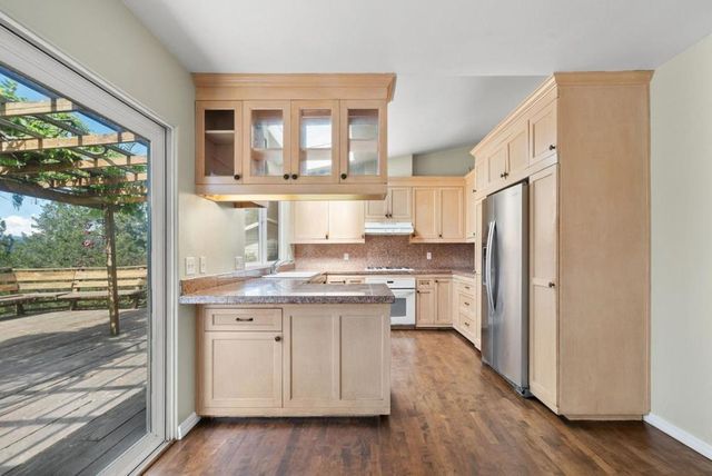 141 Lunar Drive, Scotts Valley, CA 95066