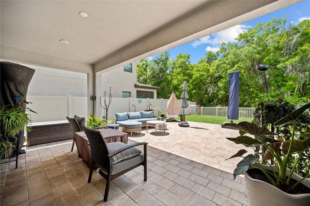 14734 HORSE TROT ROAD, Lithia, FL 33547