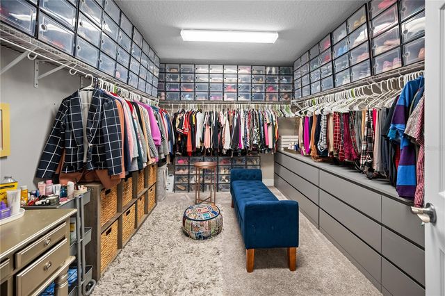 14734 HORSE TROT ROAD, Lithia, FL 33547