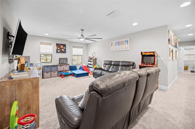 14734 HORSE TROT ROAD, Lithia, FL 33547