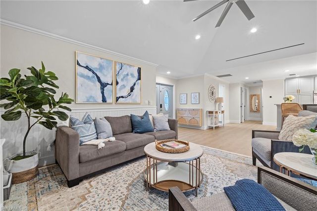 765 High Pines DR, Naples, FL 34103