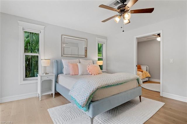 765 High Pines DR, Naples, FL 34103