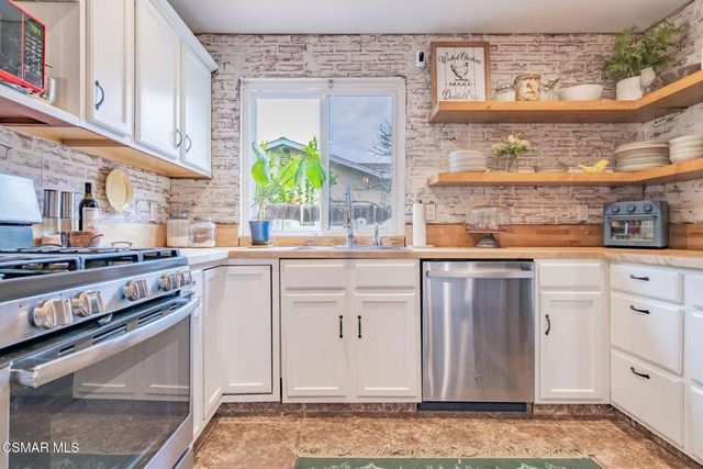 1161 Cavalier Avenue, Simi Valley, CA 93065