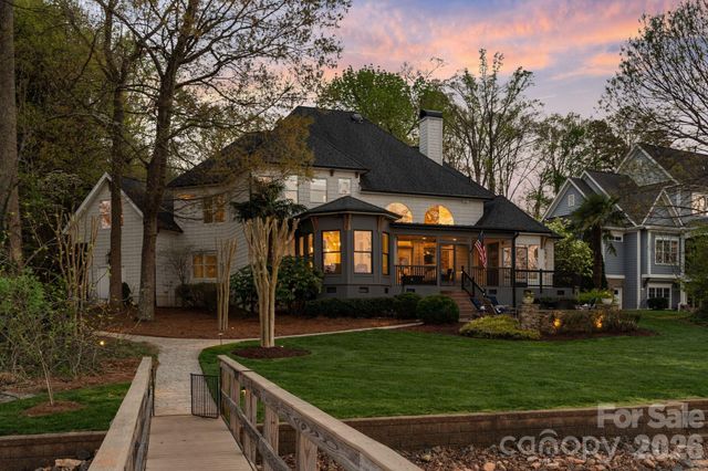 182 Malibu Road, Mooresville, NC 28117