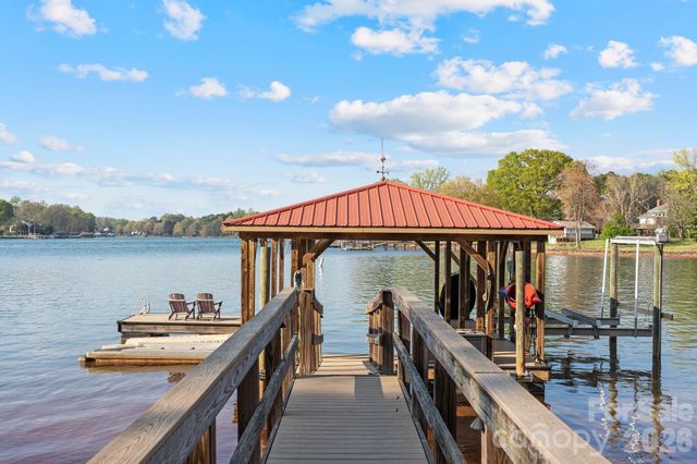 182 Malibu Road, Mooresville, NC 28117