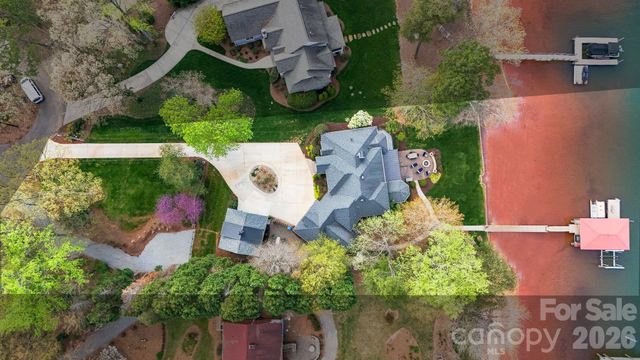 182 Malibu Road, Mooresville, NC 28117