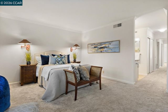 657 Terra California Drive 5, Walnut Creek, CA 94595