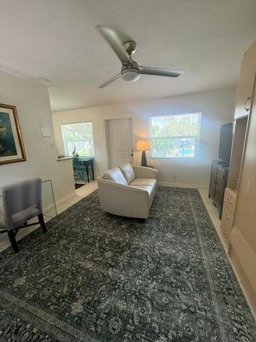 2060 NE 1ST Street 9, Deerfield Beach, FL 33441