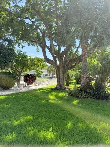 2060 NE 1ST Street 9, Deerfield Beach, FL 33441