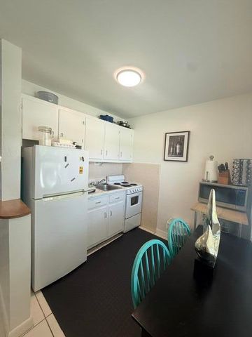 2060 NE 1ST Street 9, Deerfield Beach, FL 33441