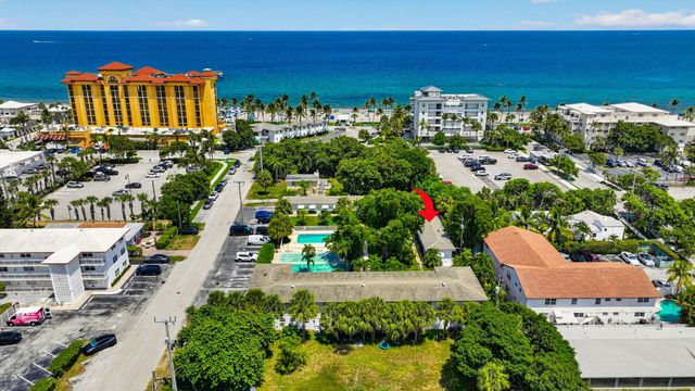 2060 NE 1ST Street 9, Deerfield Beach, FL 33441