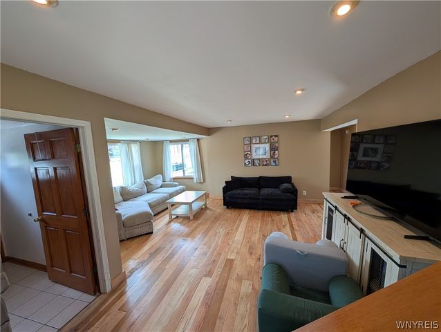 88 Highland Avenue, Tonawanda, NY 14150