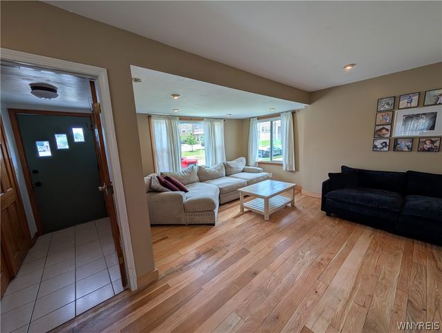 88 Highland Avenue, Tonawanda, NY 14150