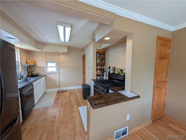 88 Highland Avenue, Tonawanda, NY 14150