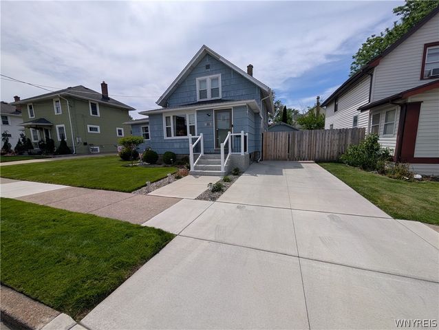 88 Highland Avenue, Tonawanda, NY 14150