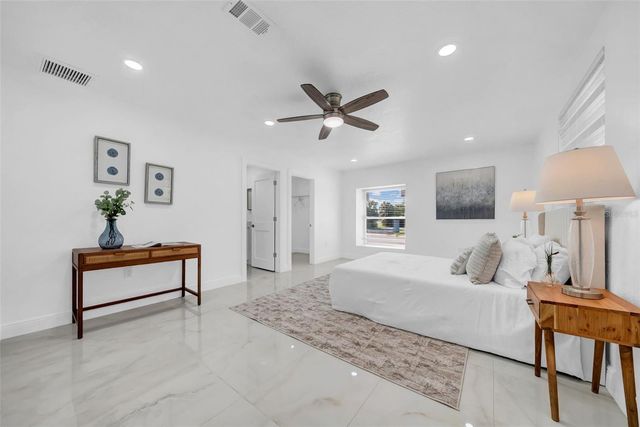 2020 58TH AVENUE S, St Petersburg, FL 33712