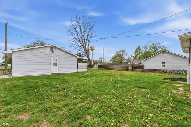 350 S Broadway Street, Atlanta, IN 46031