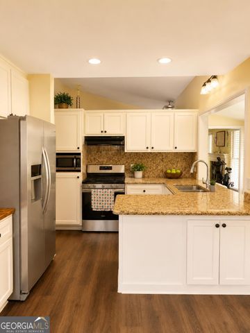 120 Glendale Drive, Peachtree City, GA 30269