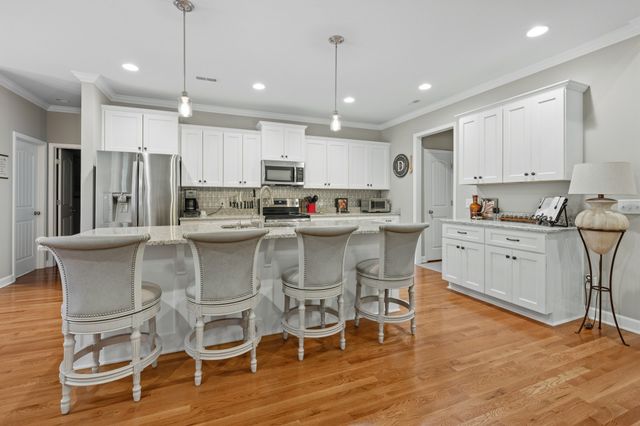 3039 Cross Gate Ln, Columbia, TN 38401