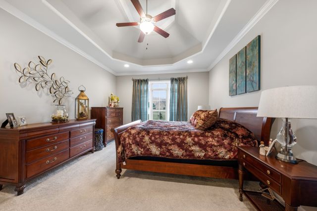 3039 Cross Gate Ln, Columbia, TN 38401