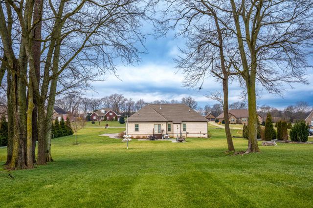 3039 Cross Gate Ln, Columbia, TN 38401