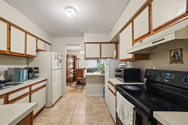 4307 S SEMORAN BOULEVARD 2, Orlando, FL 32822