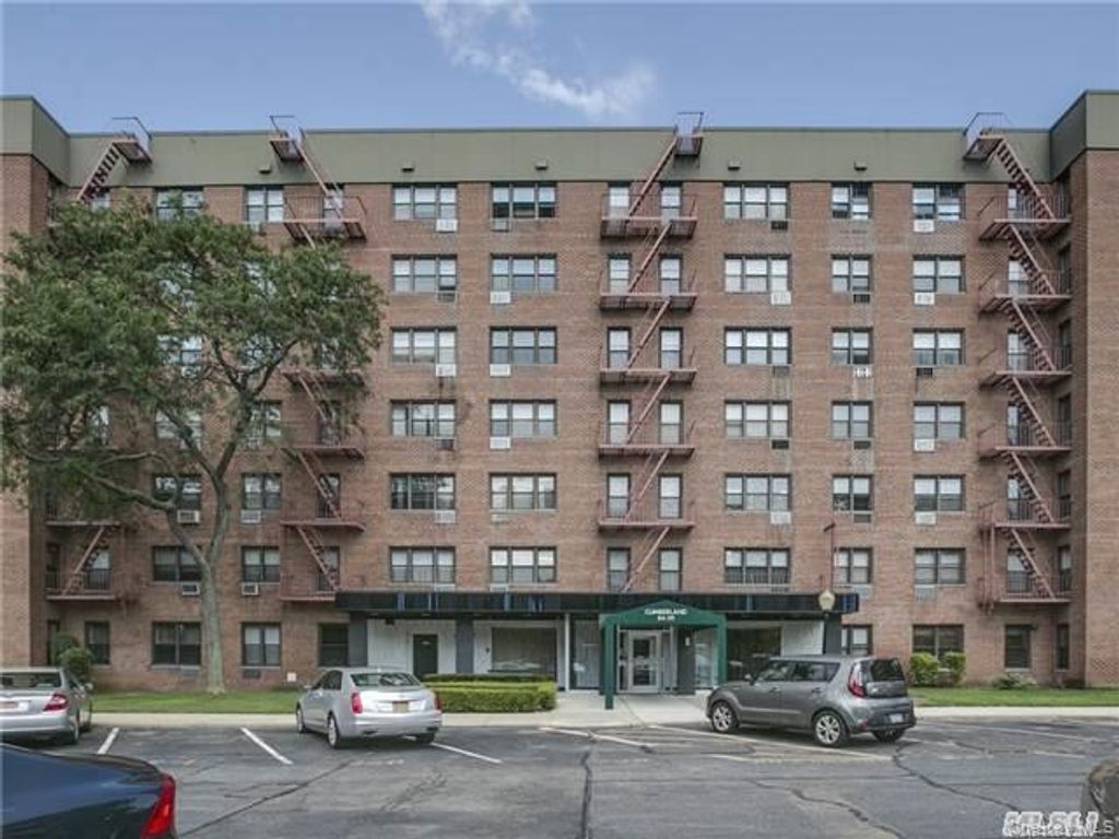 84-20 153rd Avenue 6F, Howard Beach, NY 11414