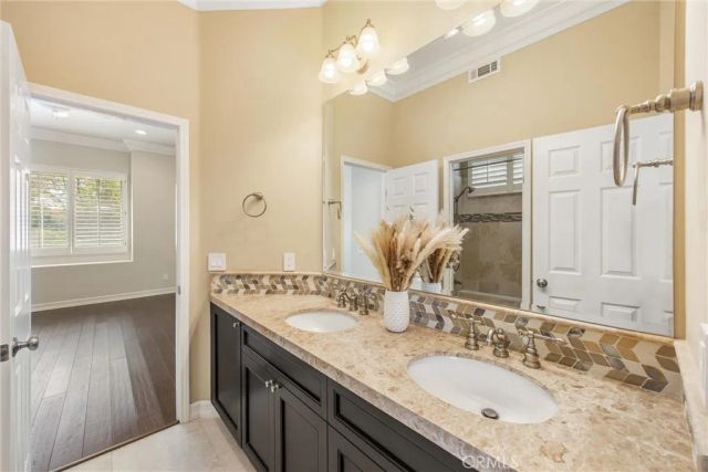 4412 Signature Dr, Corona, CA 92883