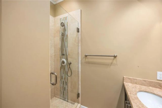 4412 Signature Dr, Corona, CA 92883