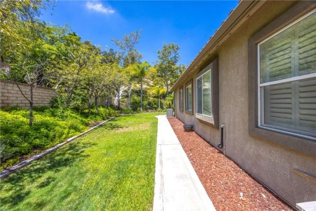 4412 Signature Dr, Corona, CA 92883