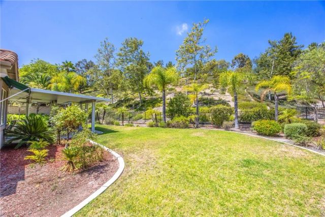 4412 Signature Dr, Corona, CA 92883
