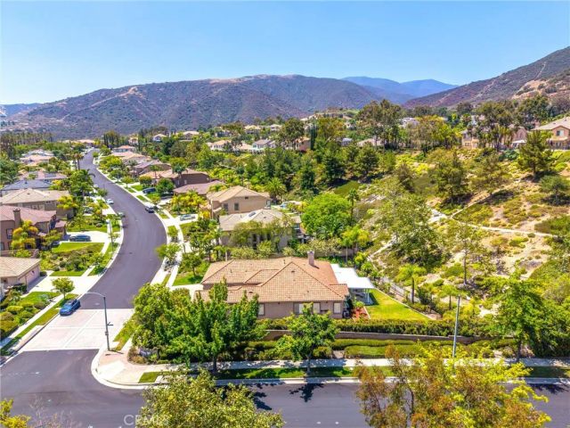4412 Signature Dr, Corona, CA 92883