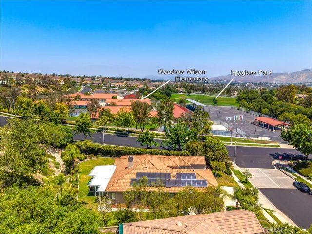 4412 Signature Dr, Corona, CA 92883