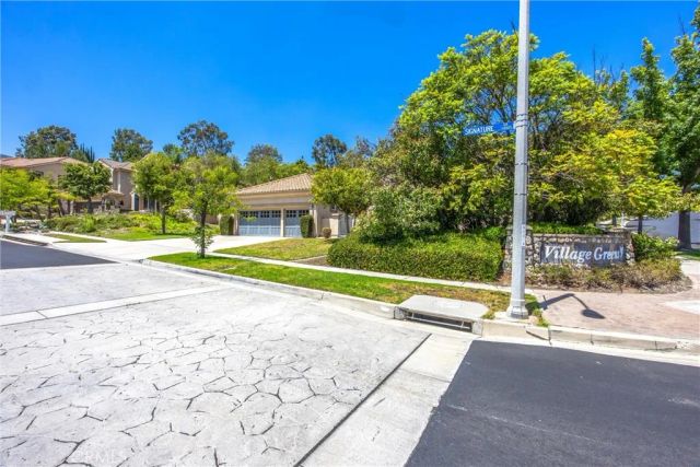 4412 Signature Dr, Corona, CA 92883
