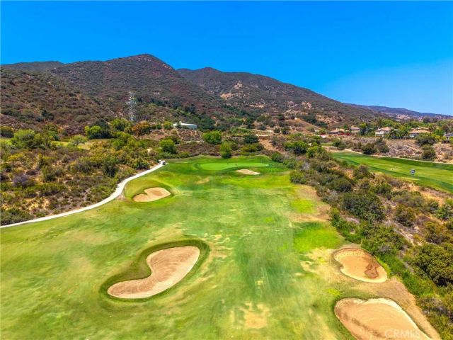 4412 Signature Dr, Corona, CA 92883