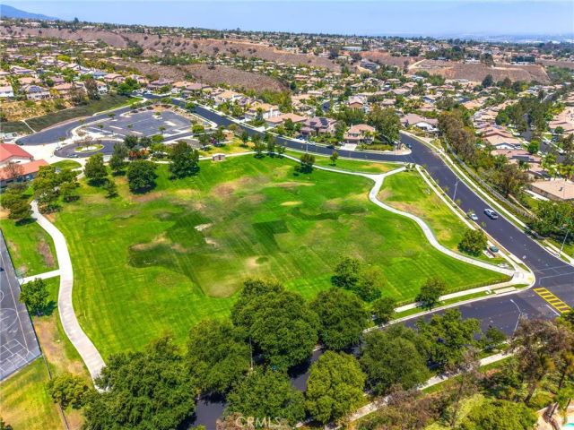 4412 Signature Dr, Corona, CA 92883
