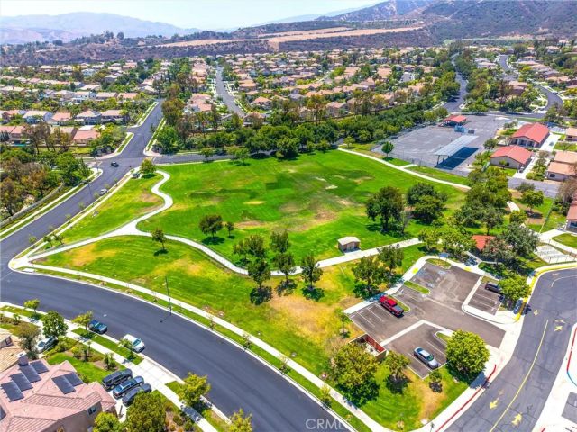 4412 Signature Dr, Corona, CA 92883