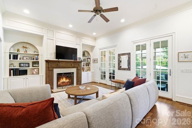 11120 Mcclure Manor Drive, Charlotte, NC 28277