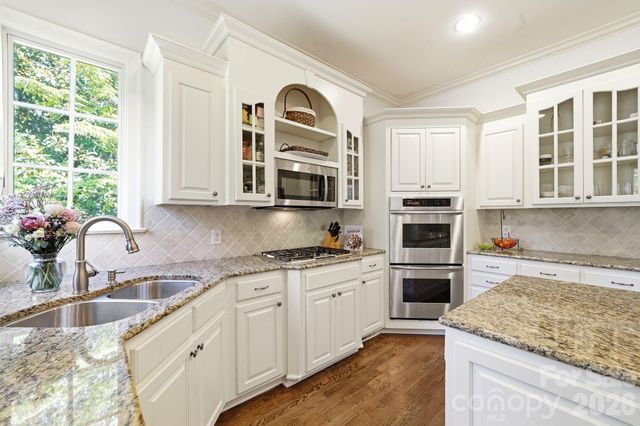 11120 Mcclure Manor Drive, Charlotte, NC 28277