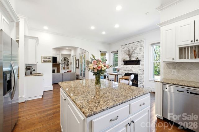 11120 Mcclure Manor Drive, Charlotte, NC 28277