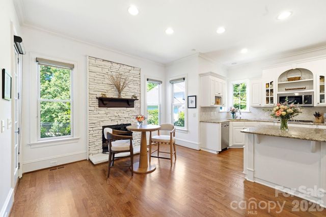11120 Mcclure Manor Drive, Charlotte, NC 28277