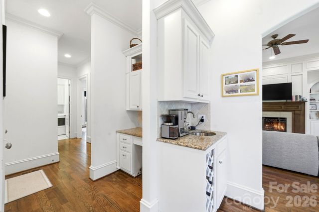 11120 Mcclure Manor Drive, Charlotte, NC 28277