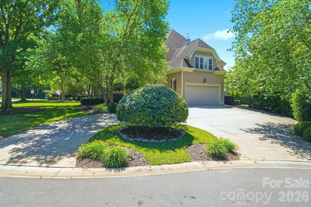 11120 Mcclure Manor Drive, Charlotte, NC 28277