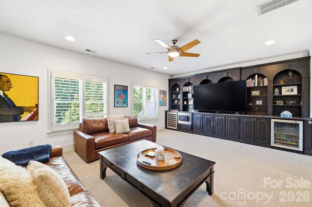 11120 Mcclure Manor Drive, Charlotte, NC 28277