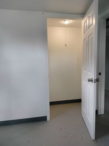 7910 S Muskegon Avenue 3, Chicago, IL 60617