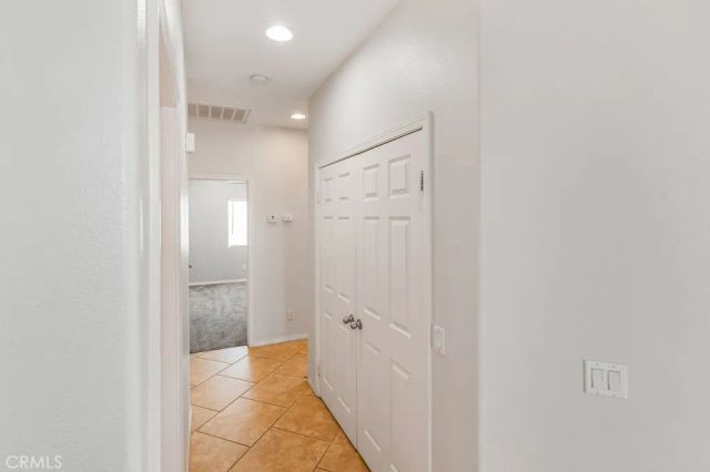 8466 Hoover Court, Oak Hills, CA 92344