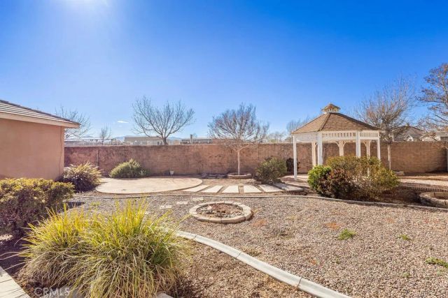 8466 Hoover Court, Oak Hills, CA 92344