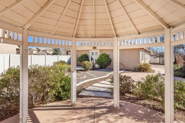 8466 Hoover Court, Oak Hills, CA 92344