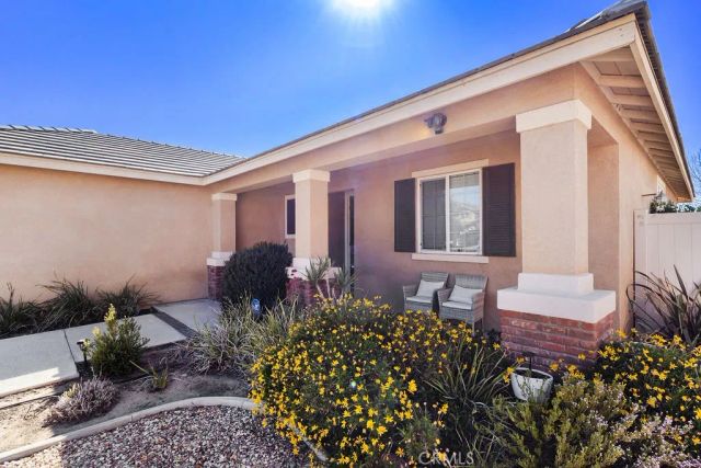 8466 Hoover Court, Oak Hills, CA 92344